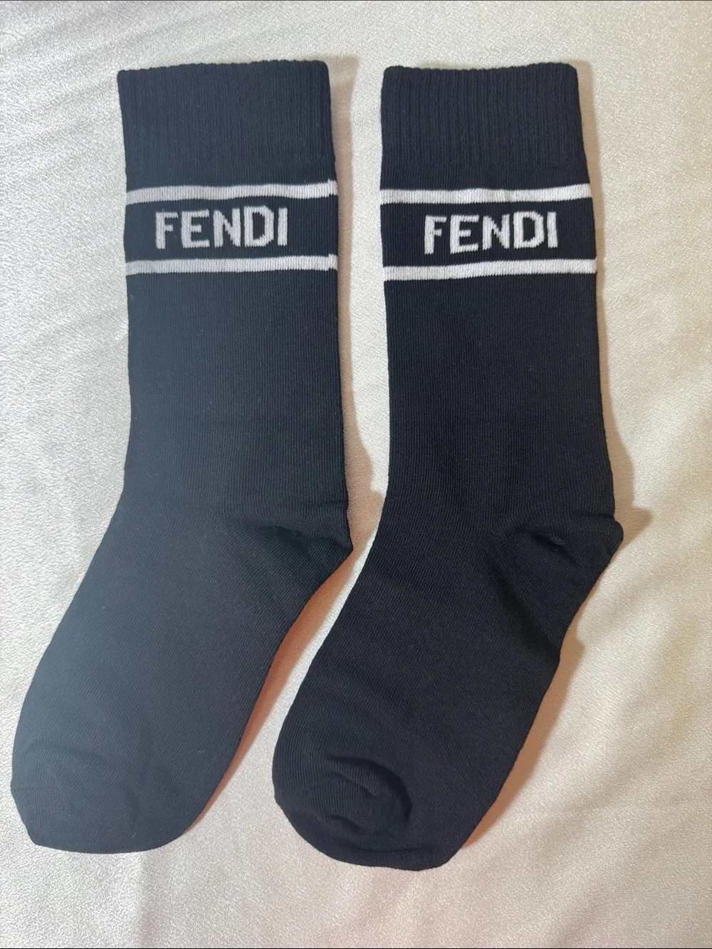 New! Fendi Men’s Black Logo Crew Socks